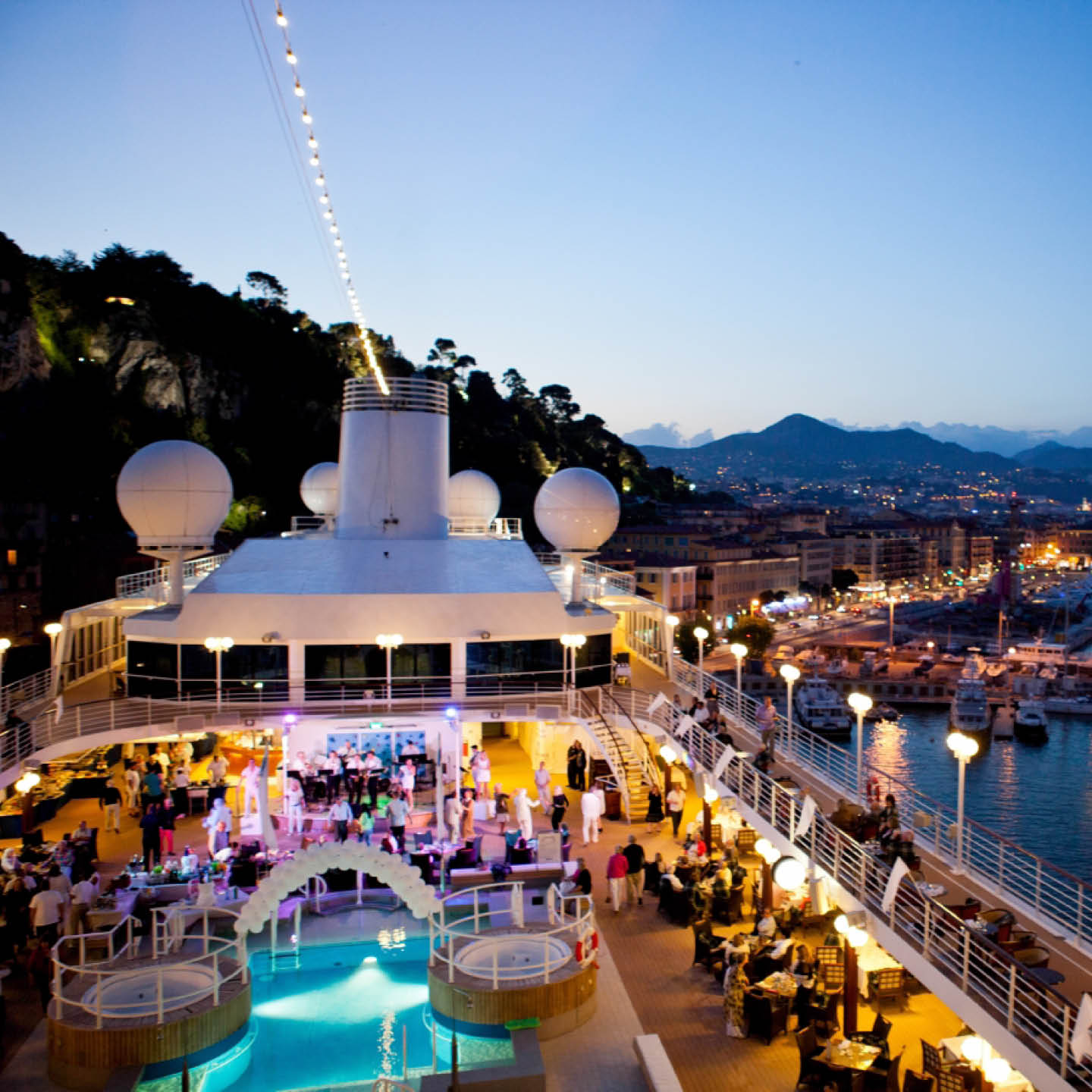 Azamara