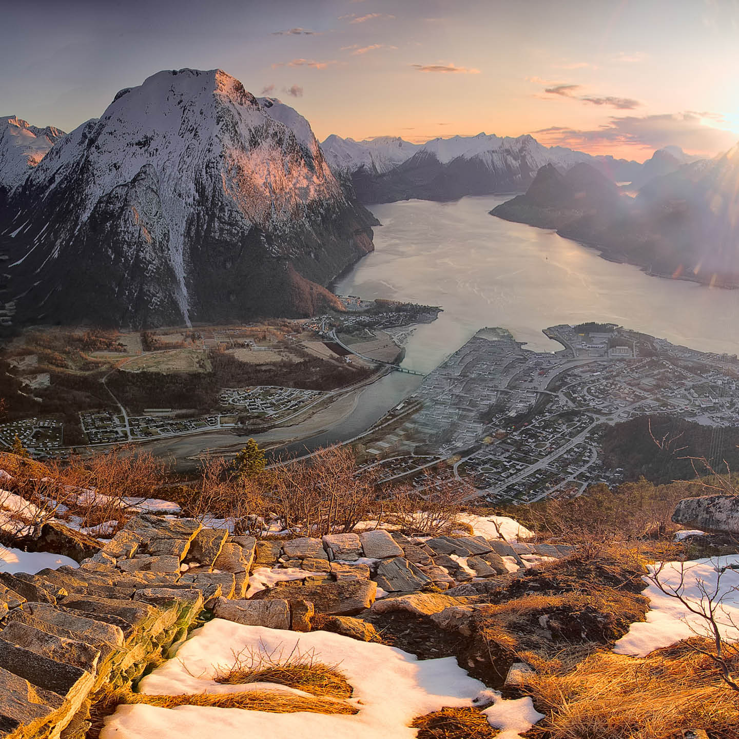 In Search of the Northern Lights with Phil Brady 15 Nights Departs